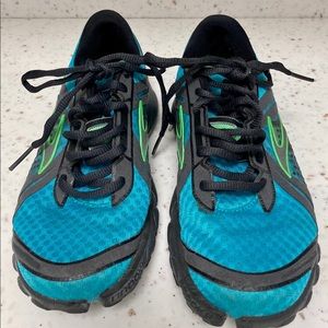 Women’s Brooks Pure Cadence Running Shoes